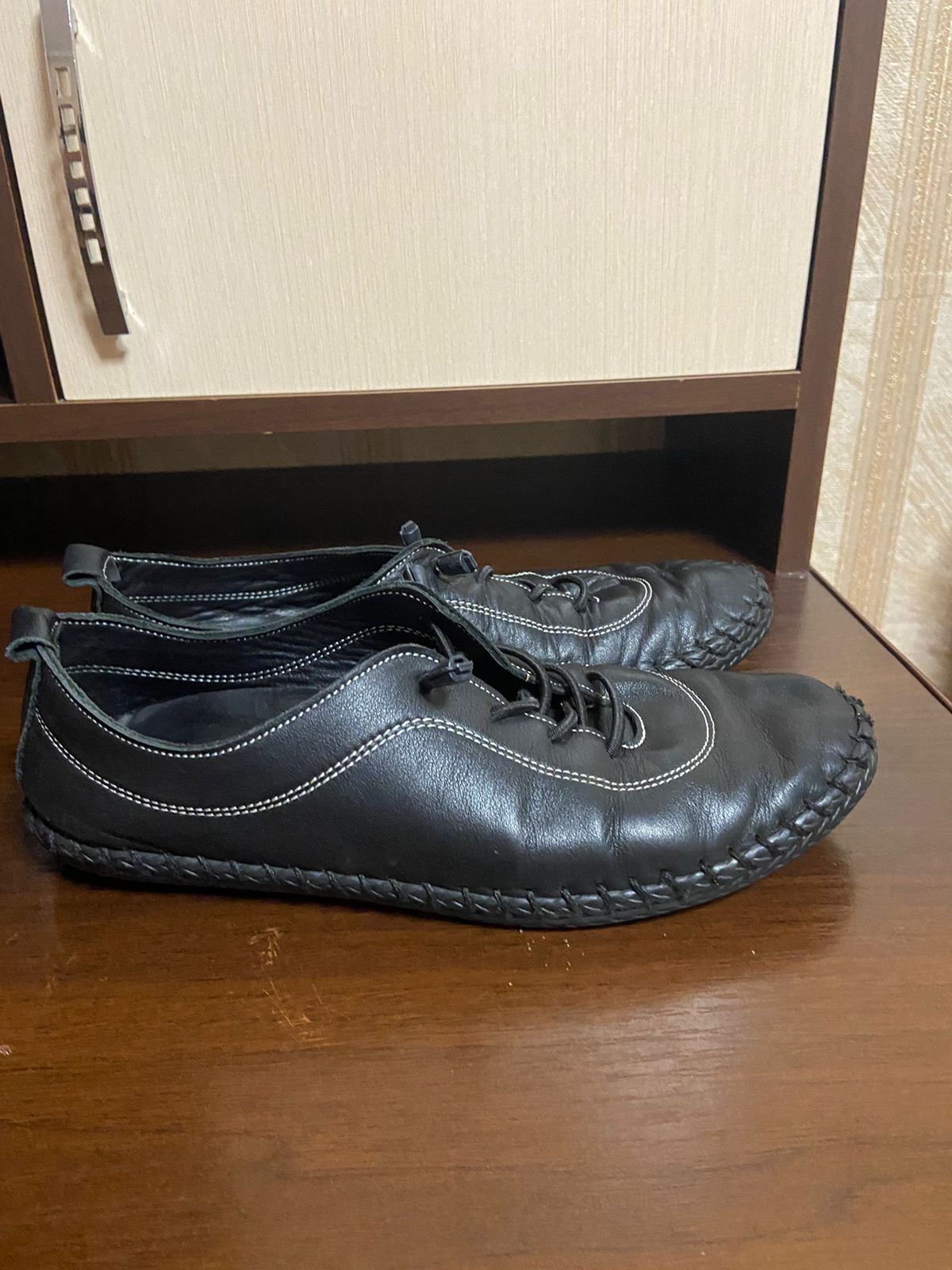 Продам женскую обувь