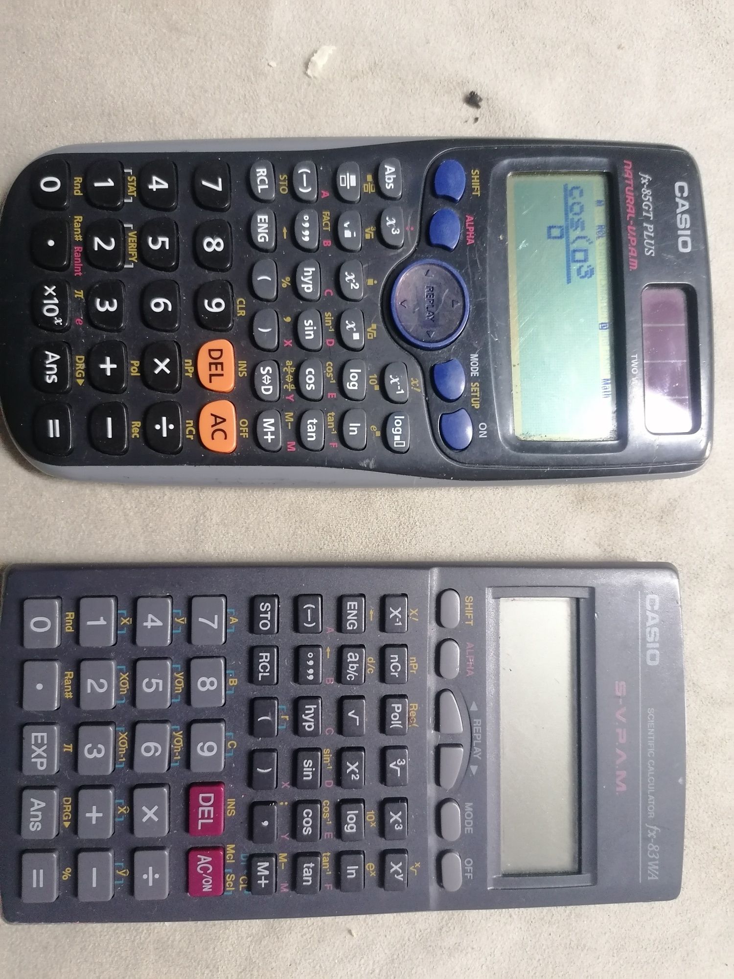 Calculatoare scientifice Casio