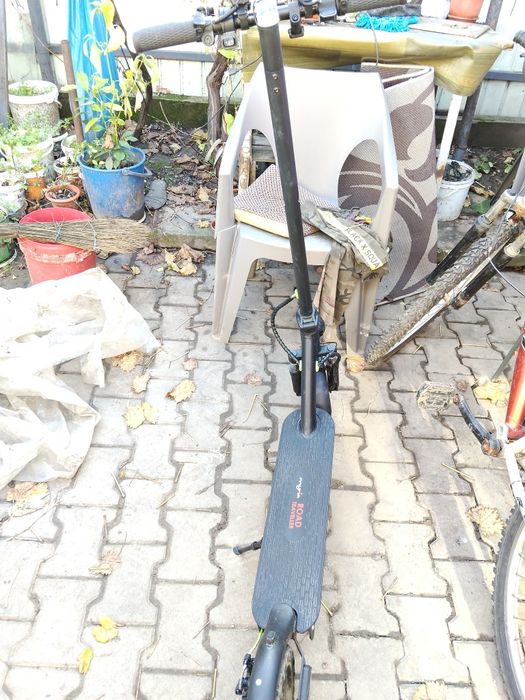 Vând sau schinb trotineta electrica