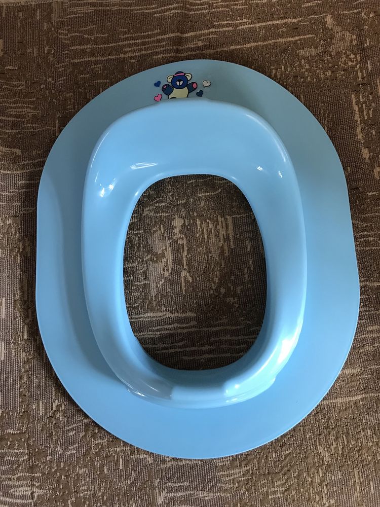 ДЕТСКА дъска за тоалетна в небесно син цвят