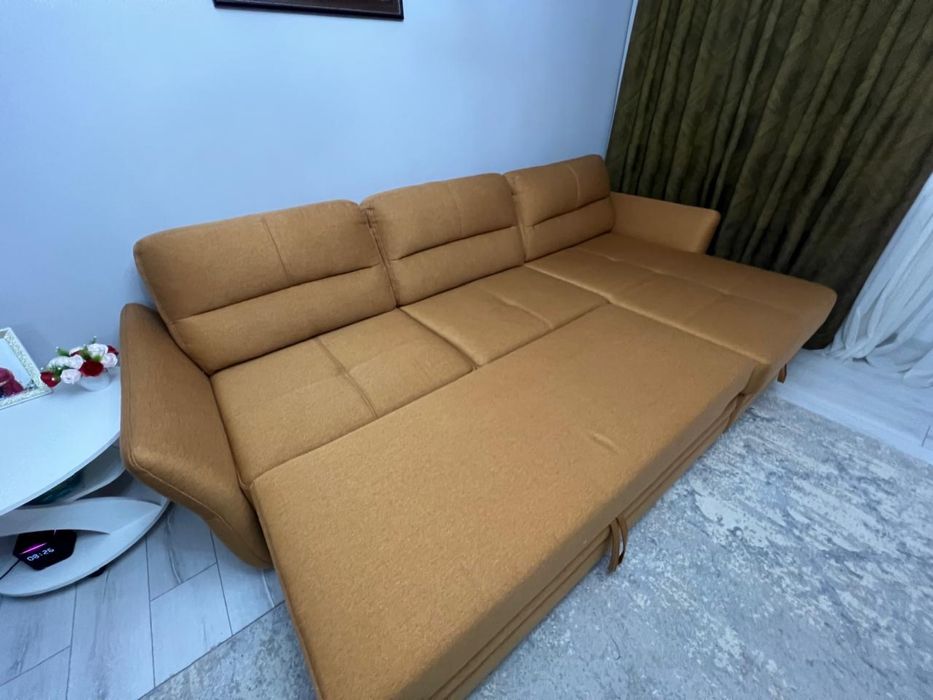 Угловой диван в отличном состоянии