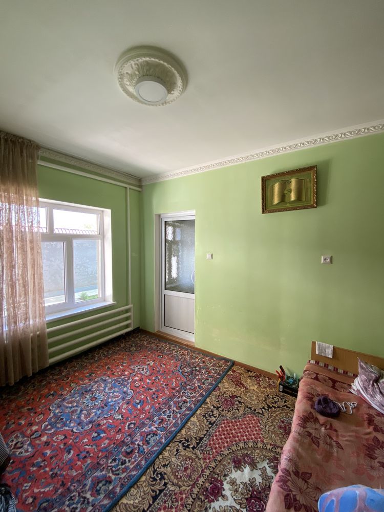 Uch tepa tumani zulfizar kochasidagi hovli sotiladi