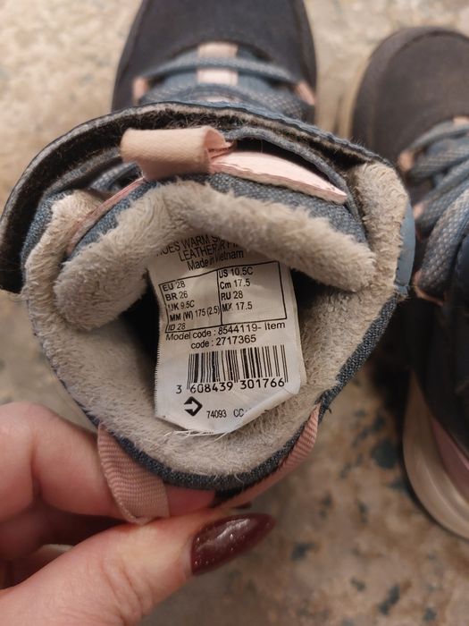 Ghete Quechua mărime 28. Piele naturala.