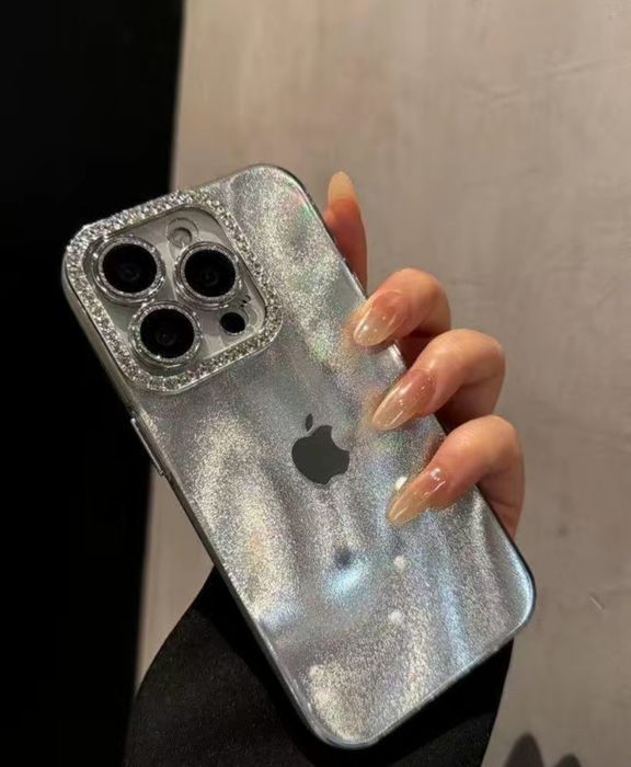 Айфонға арналған түрлі  чехол моделдері