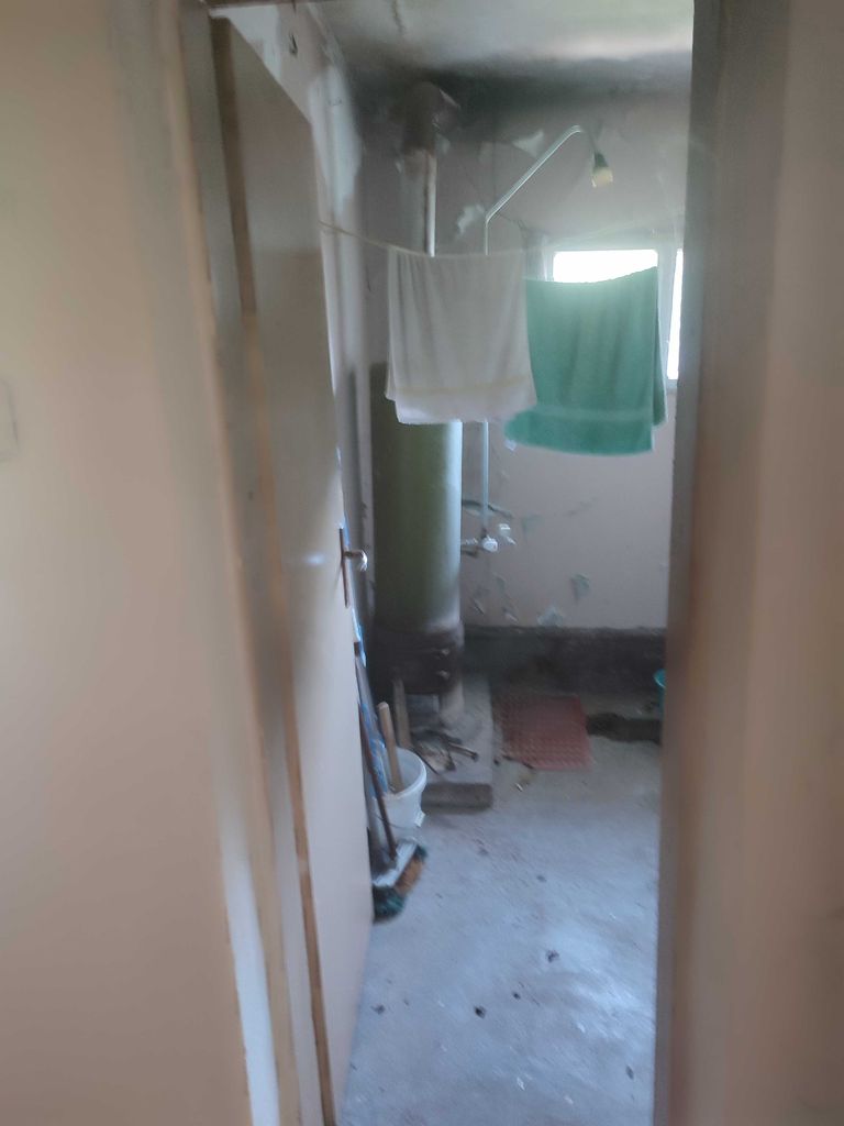 Продава се Къща в с. Горник, Област Плевен - 160 кв.м за 192 €/кв.м - Снимка #2