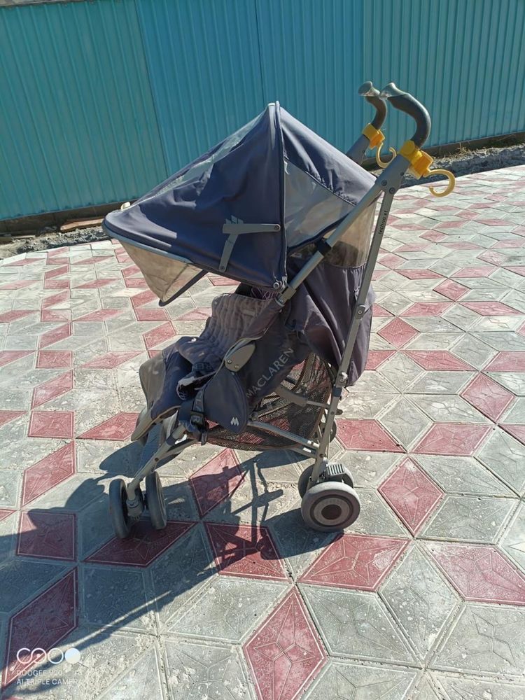 Коляска детская даром
