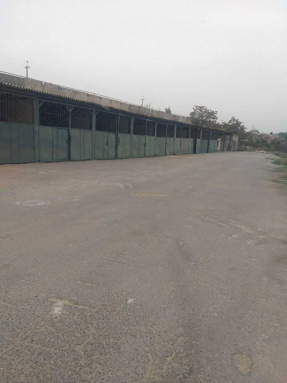 Продаётся 1 га. автобаза.