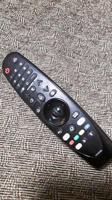 Magic Remote LG cu voce și cursor MR20GA.