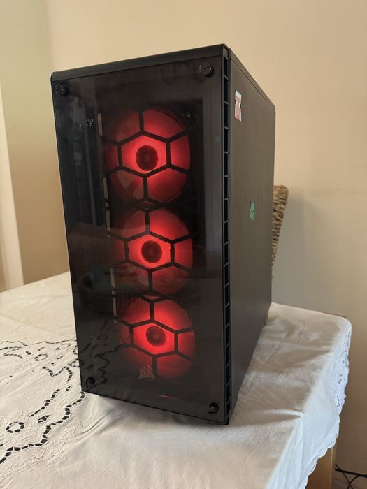 Le dau si separat : Pc gaming impreuna cu monitor si tastatura