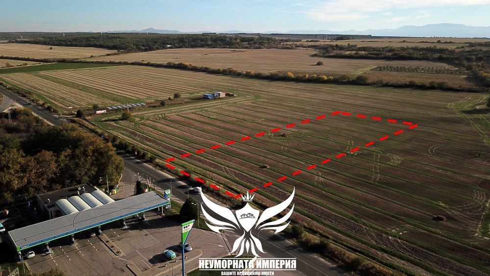 Продавам парцел 7400кв в село Поповица на главен път към Свиленград