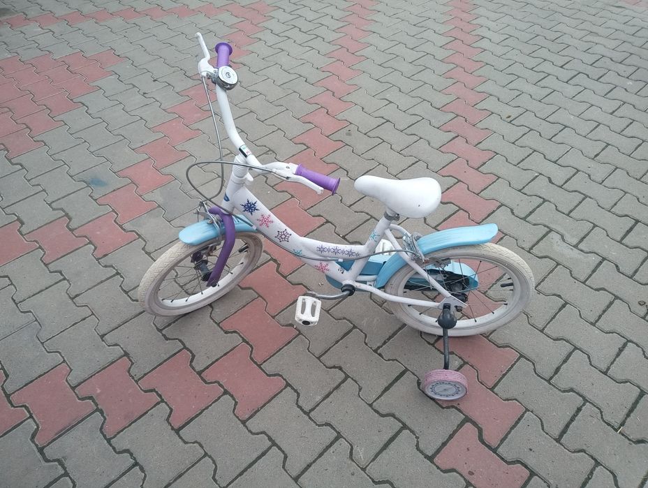 Bicicleta copii cu roti ajutatoare