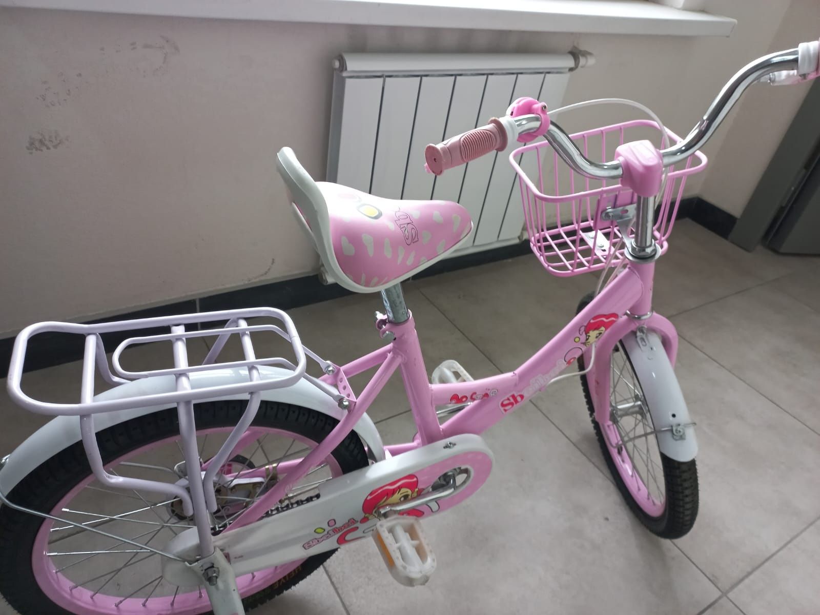 Продам велосипед для девочки возраст от 5 до 8 лет
