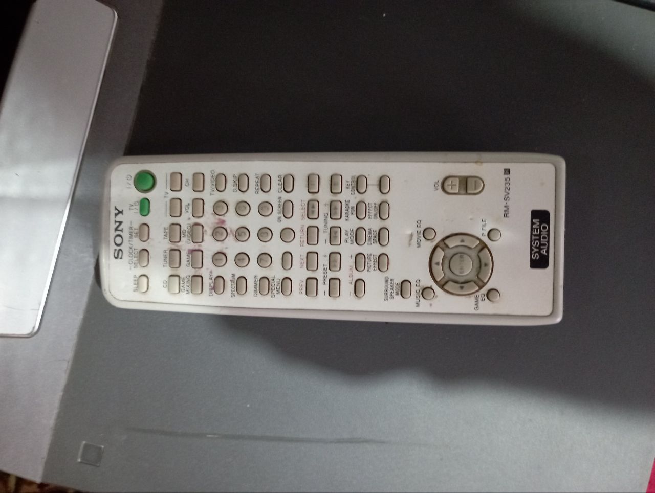 Muzikalniy sentr SONY