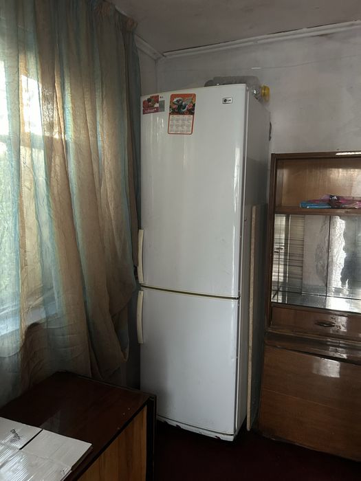 Продам холодильник