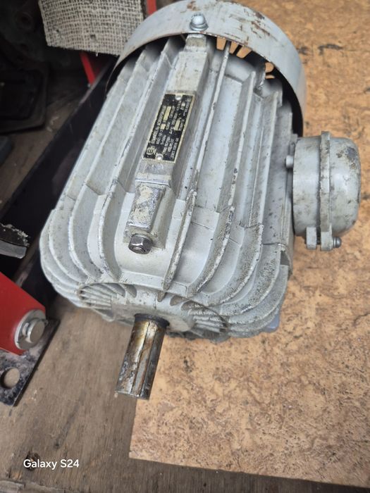 Электродвигатель 4 квт 3000 об.