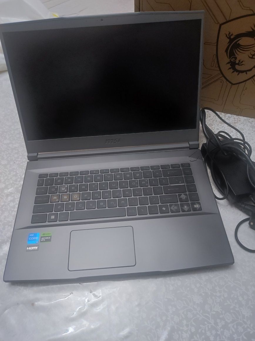 MSI Thin 15 B12UCX i5 12 avlod GAMiNG noutbuk notebook ноутбук