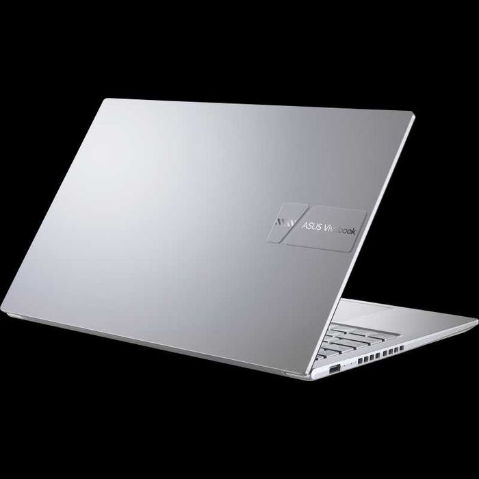 ASUS Vivobook 15 15.6"OLED 600nit AMD Ryzen™ 5-7430U DDR4 16GB SSD 512