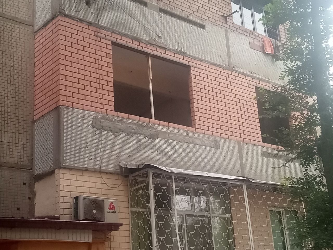 Балконга гишт терамиз Кладка Балкон