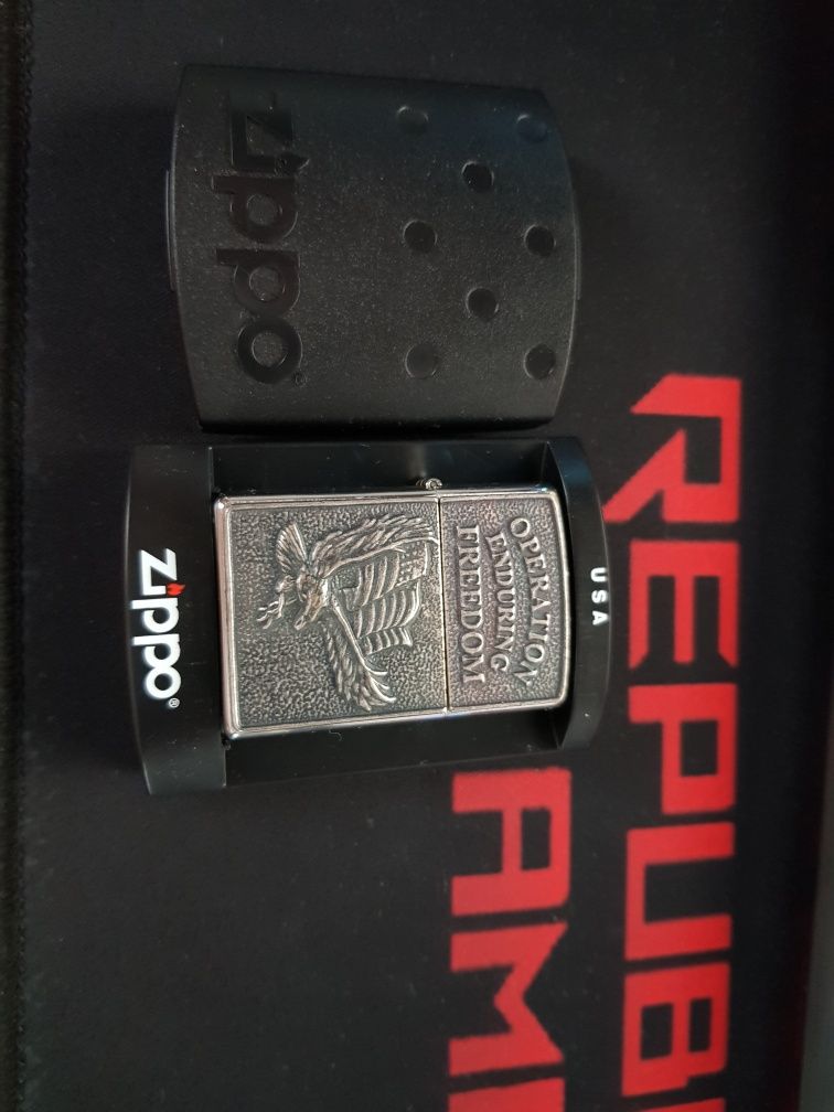 Zippo lighter || zajegalka