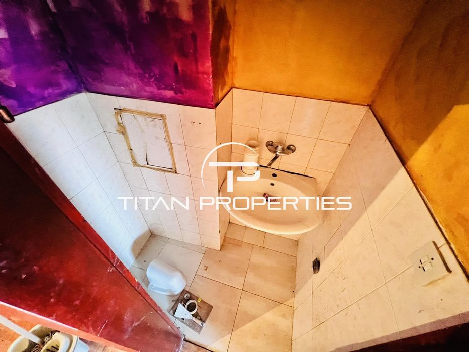 Дава се под наем Едностаен апартамент в Бургас, Лазур - 30 кв.м за 204 € - Снимка #4