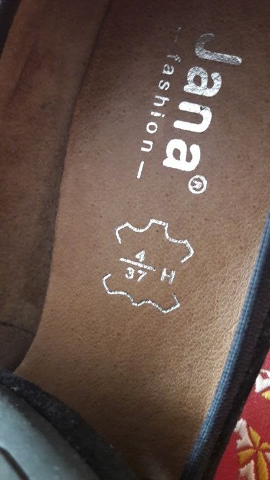 Pantofi din piele intoarsa neagra cu perlute marunte albe