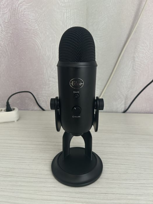Microfon Blue Yeti Classic