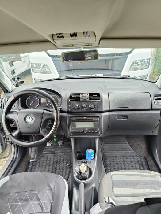 Vând Skoda roomster 1.4 diesel
