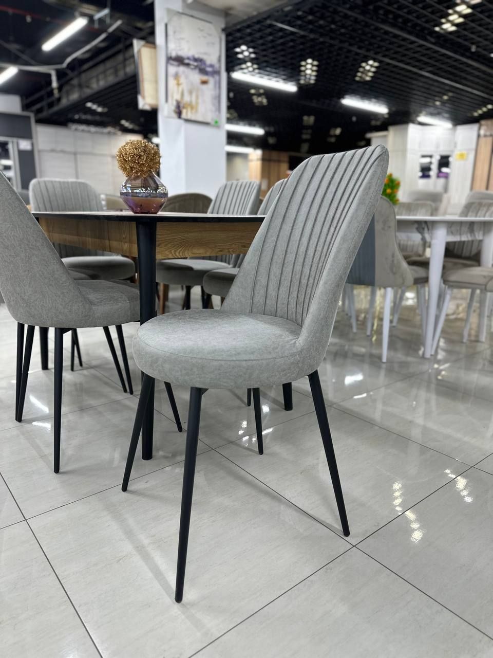 Стол и 6 стульев от Comfort Mebel . Рассрочка через наших партнёров