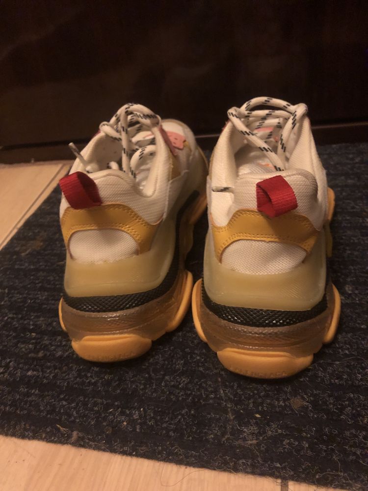 Adidași balenciaga