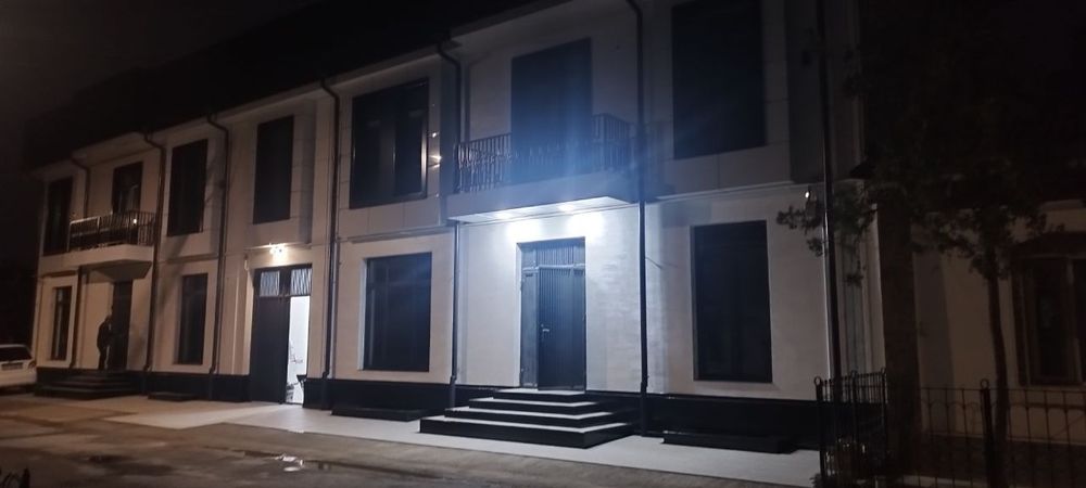 Яккасарайский р-н Саламатина Евро Таунхаус  4 уровня