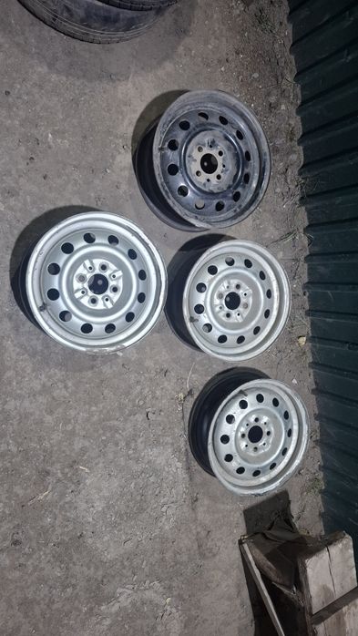 Продам диски р14