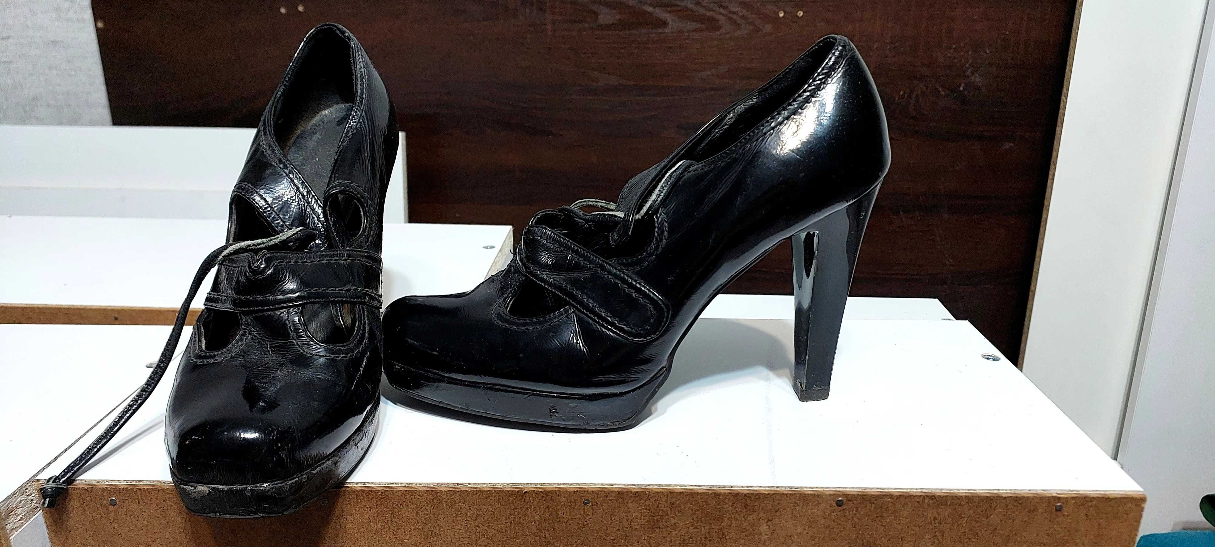 Женская обувь, туфли и босоножки