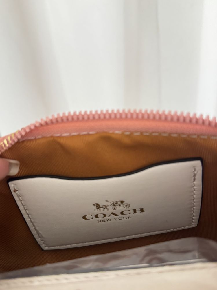 Дамска мини чанта Coach с череши