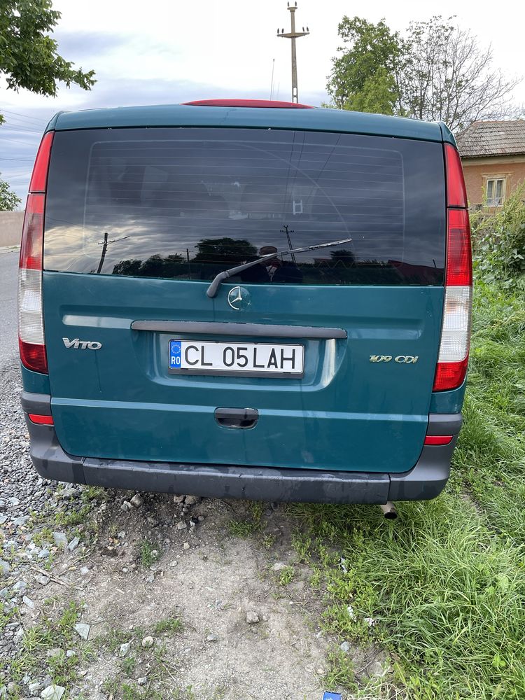 Mercedes Vito 8+1