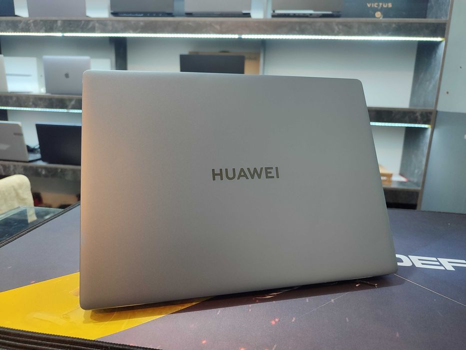 Ноутбук офисный HUAWEI Intel Core i5-1240P