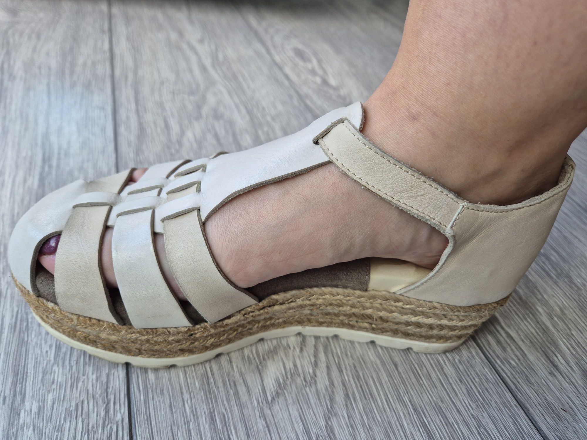 Sandale piele marimea 37