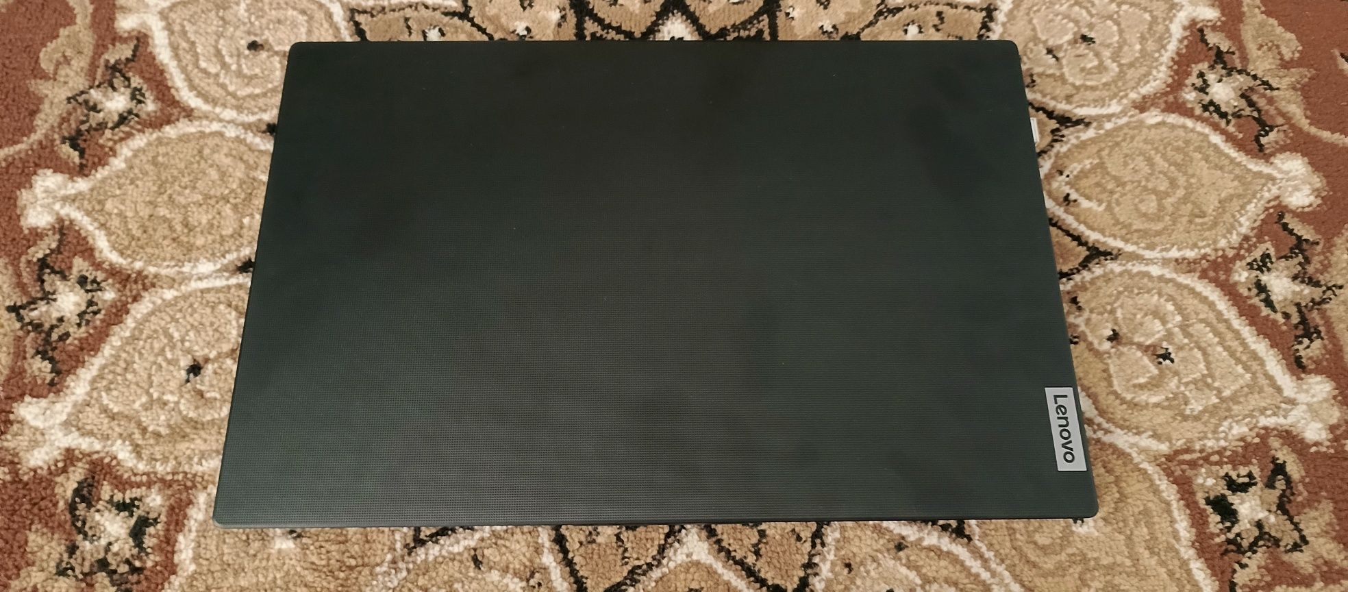 Lenovo noutbuk ofis