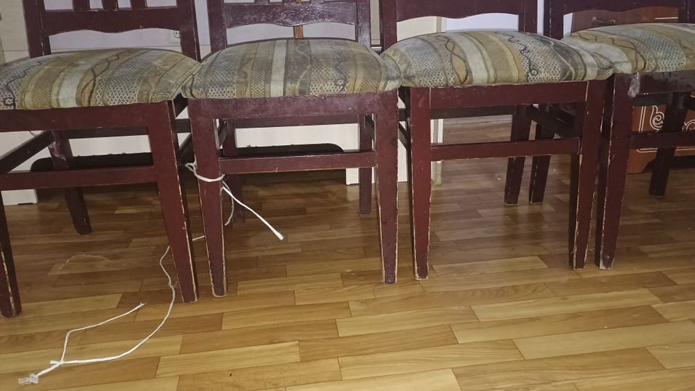 Продаётся стулья