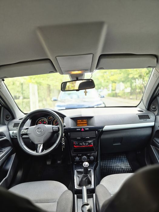 Opel Astra H 1.6