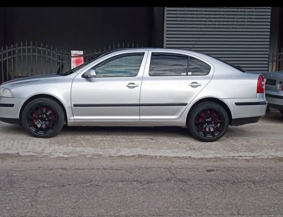 Vând skoda Octavia 2