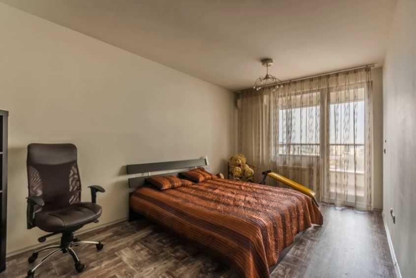 Дава се под наем Тристаен апартамент в София, Лозенец - 130 кв.м за 1400 € - Снимка #2