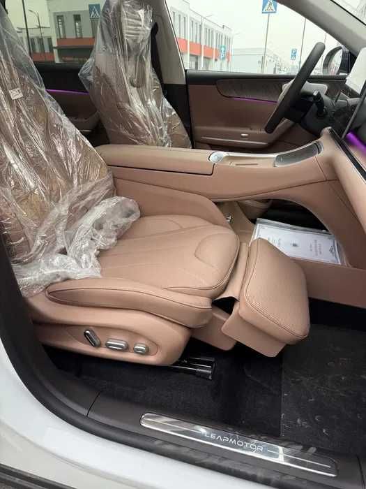 Leapmotor C11 restayling 2025 full