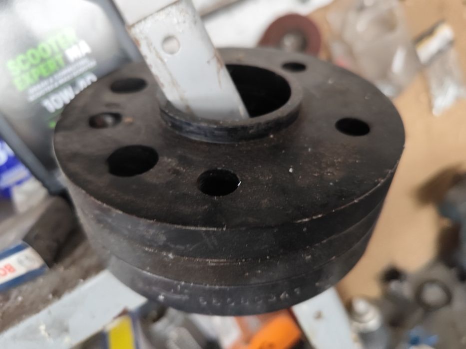 Продавам фланци 5х114,3