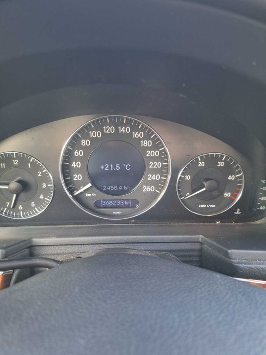 Vand Mercedes w211 E320