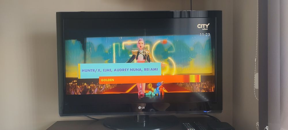 Телевизор LG LCD 42"