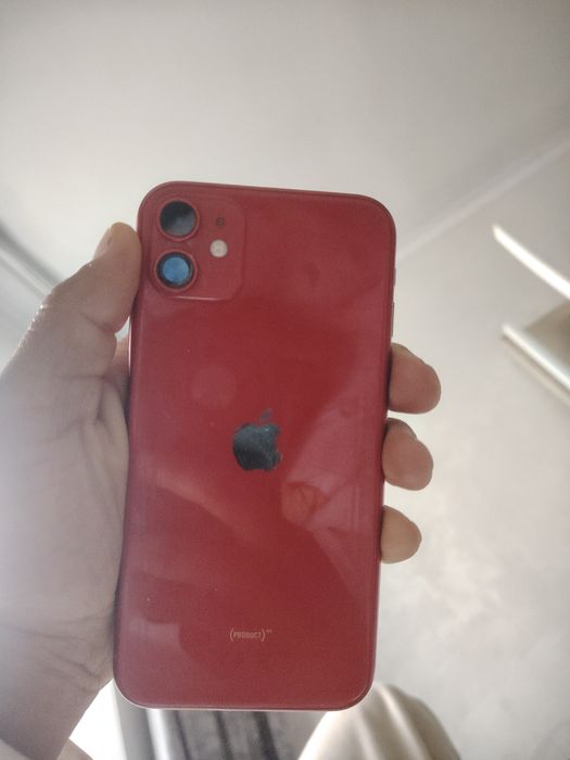 Айфон 11 с каробкой