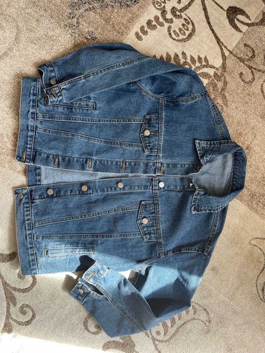 Джинсовая куртка женская Новая 44-46 р