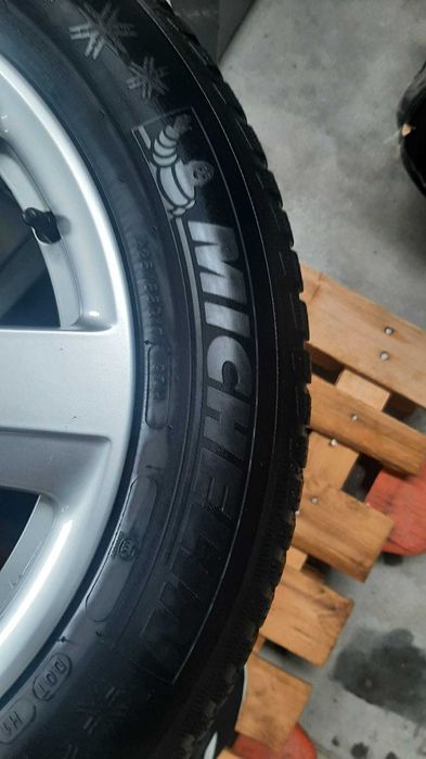 Roti  Audi Originale  225 55 17 (IARNA)