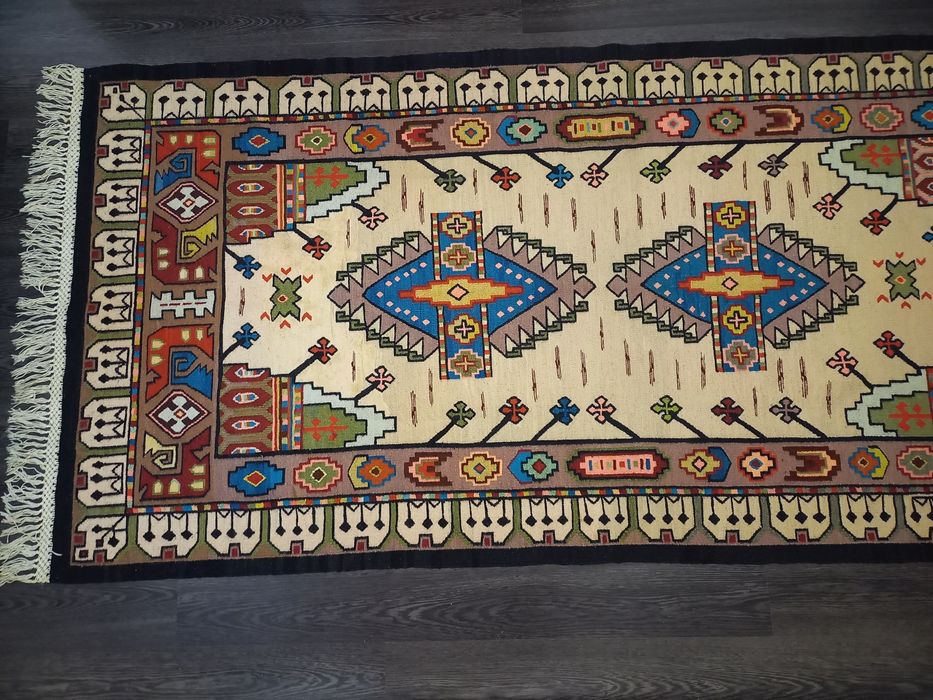 Covor tradițional din lână