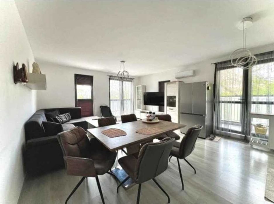 Продава се Тристаен апартамент в Варна, Бриз - 133 кв.м за 2369 €/кв.м - Снимка #2